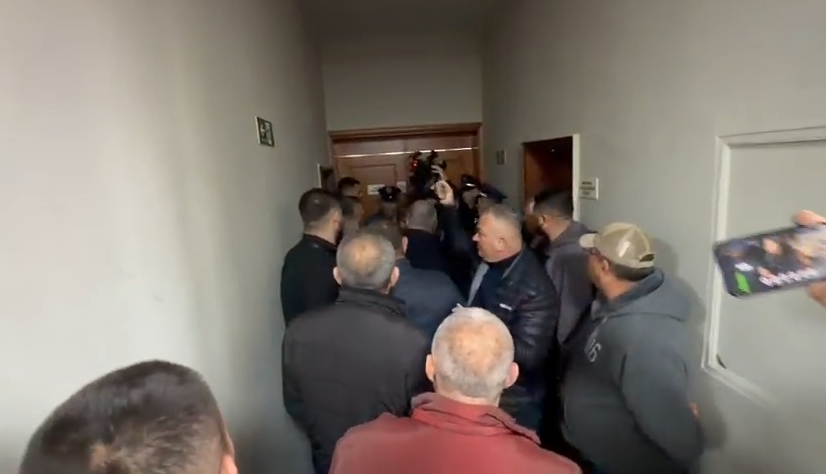 pronarë autobusësh vlore bashkia (3)