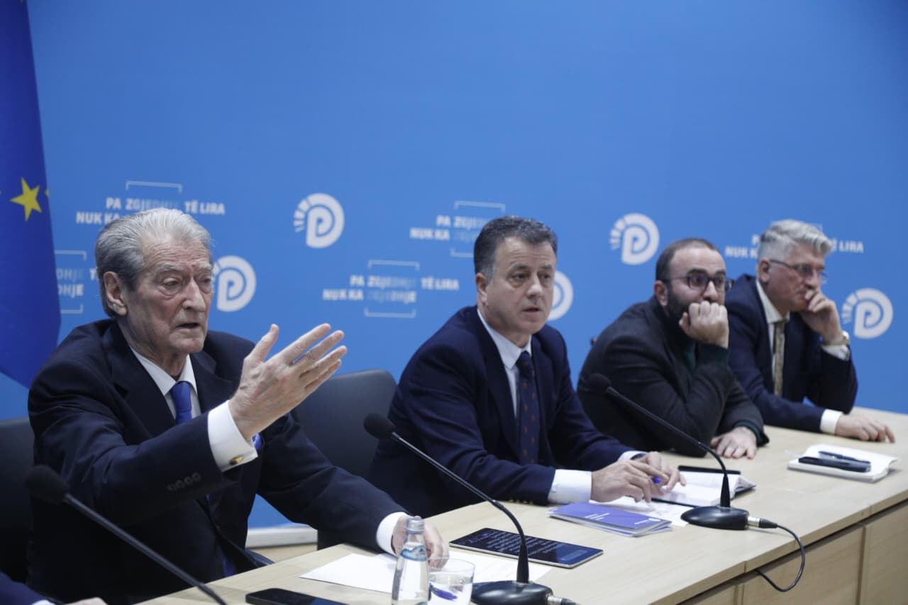 sali berisha pd selia (3)