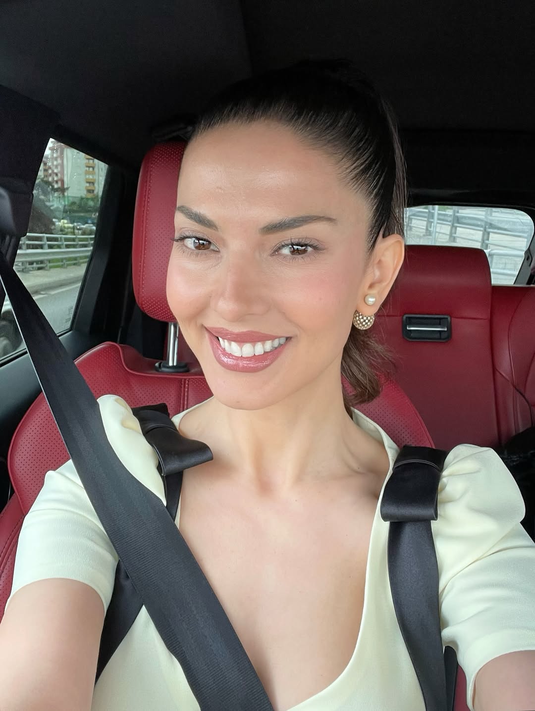 Agnesa Vuthaj (2)