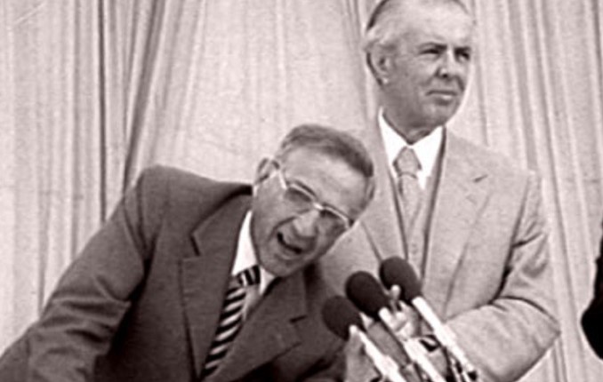 mehmet shehu enver hoxha