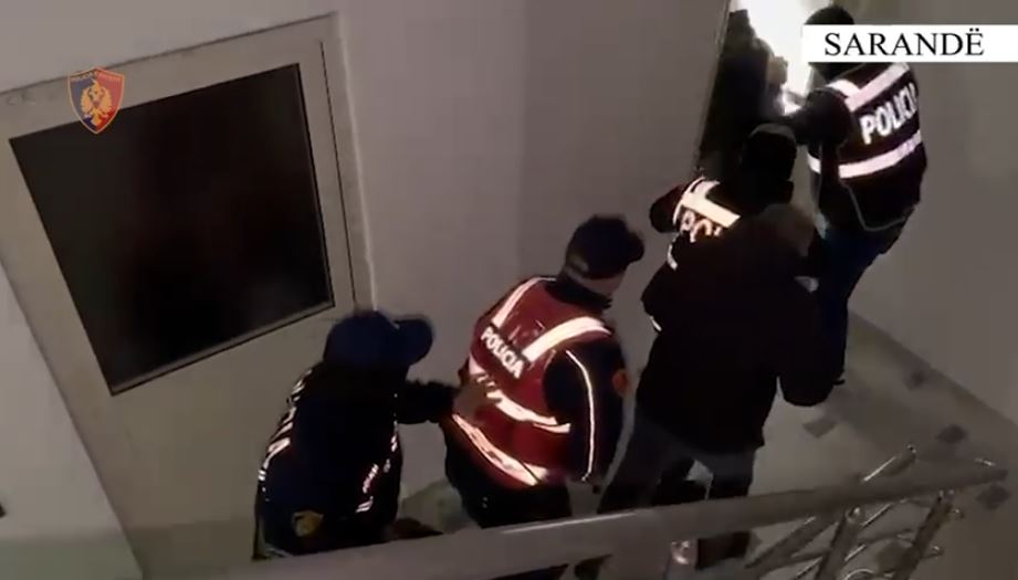 sarande policia