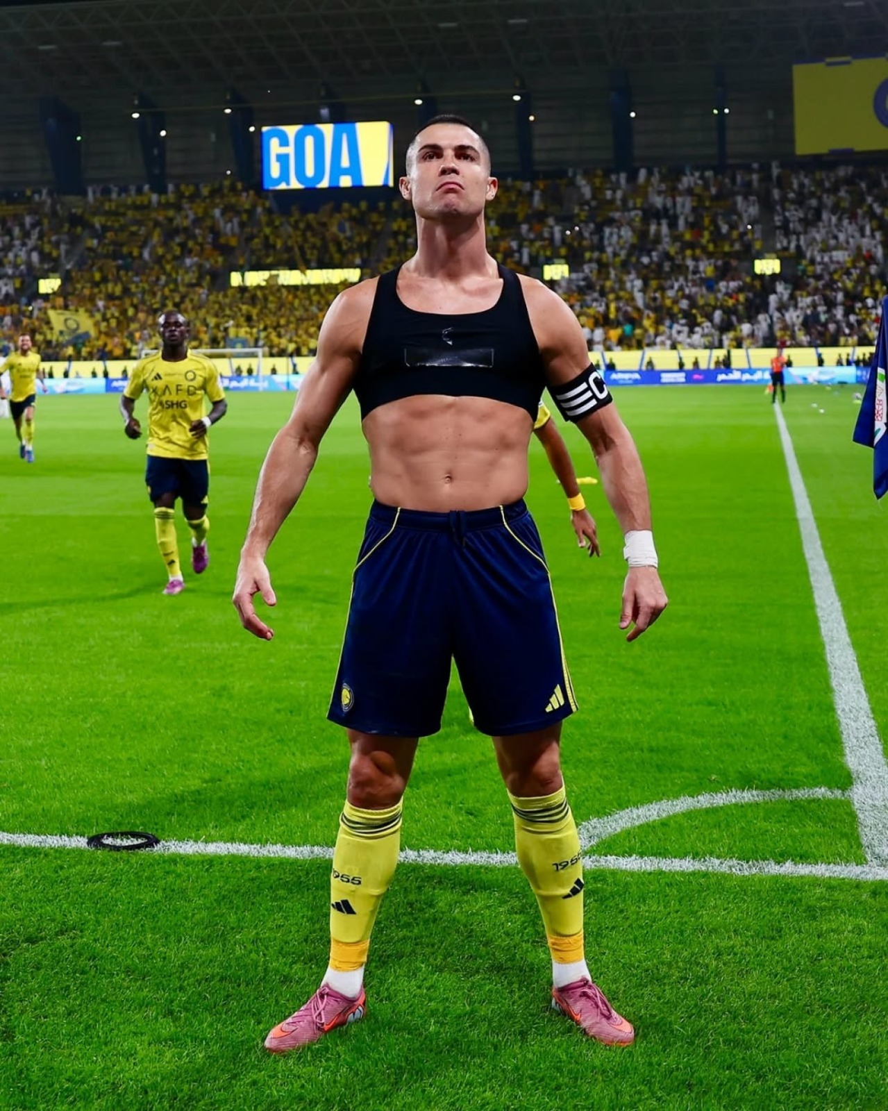 Cristiano Ronaldo 1 (2)