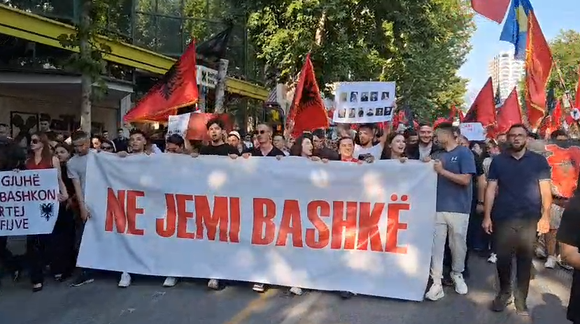 studentet tirane proteste maqedonia (3)