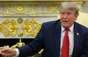 DONALD TRUMP