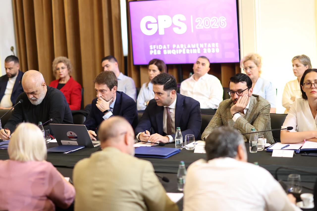 Largimi i deputetes Marjana Koçeku  Rama paralajmëron Grupin e PS  Mos u çudisni  në këtë rrugë do kemi shumë të tjerë që do na dalin përballë