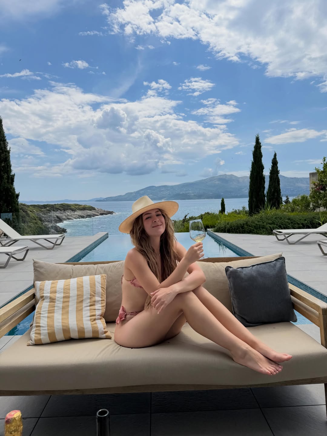 FRANÇESKA MURATI (2)