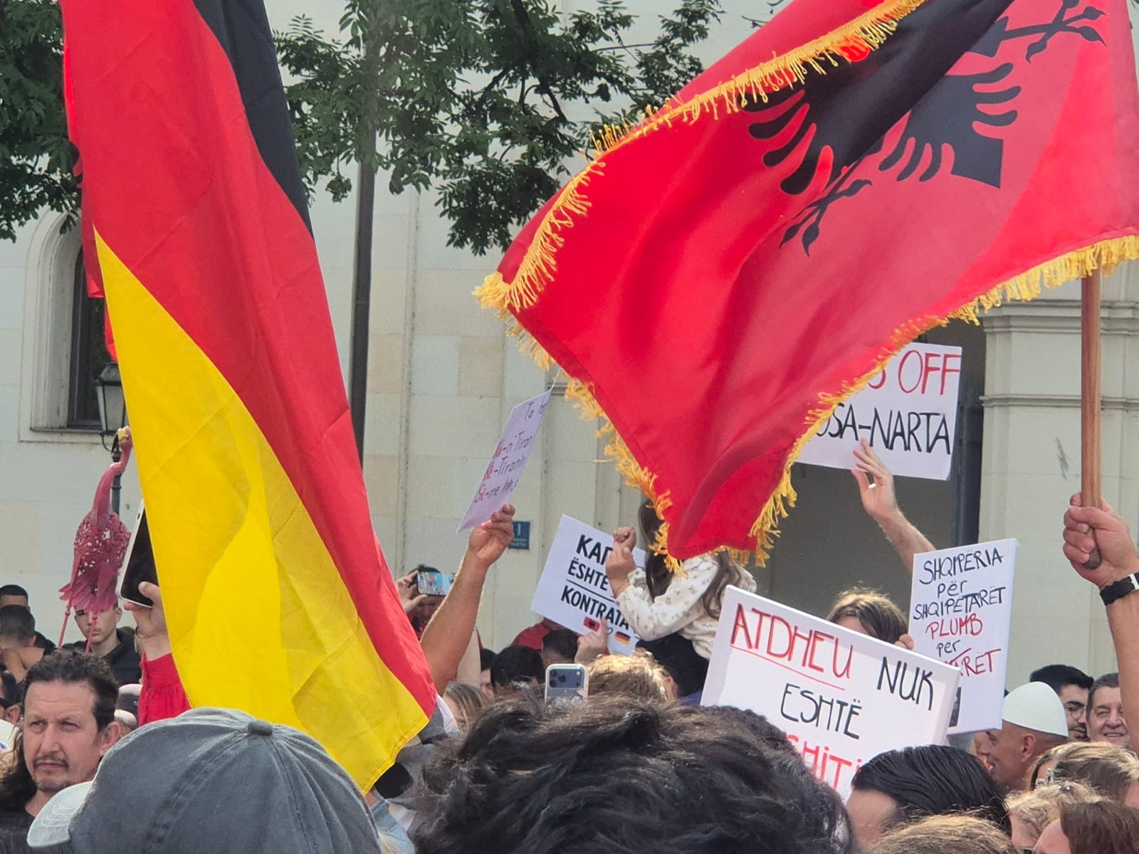 Mynih protesta (1)