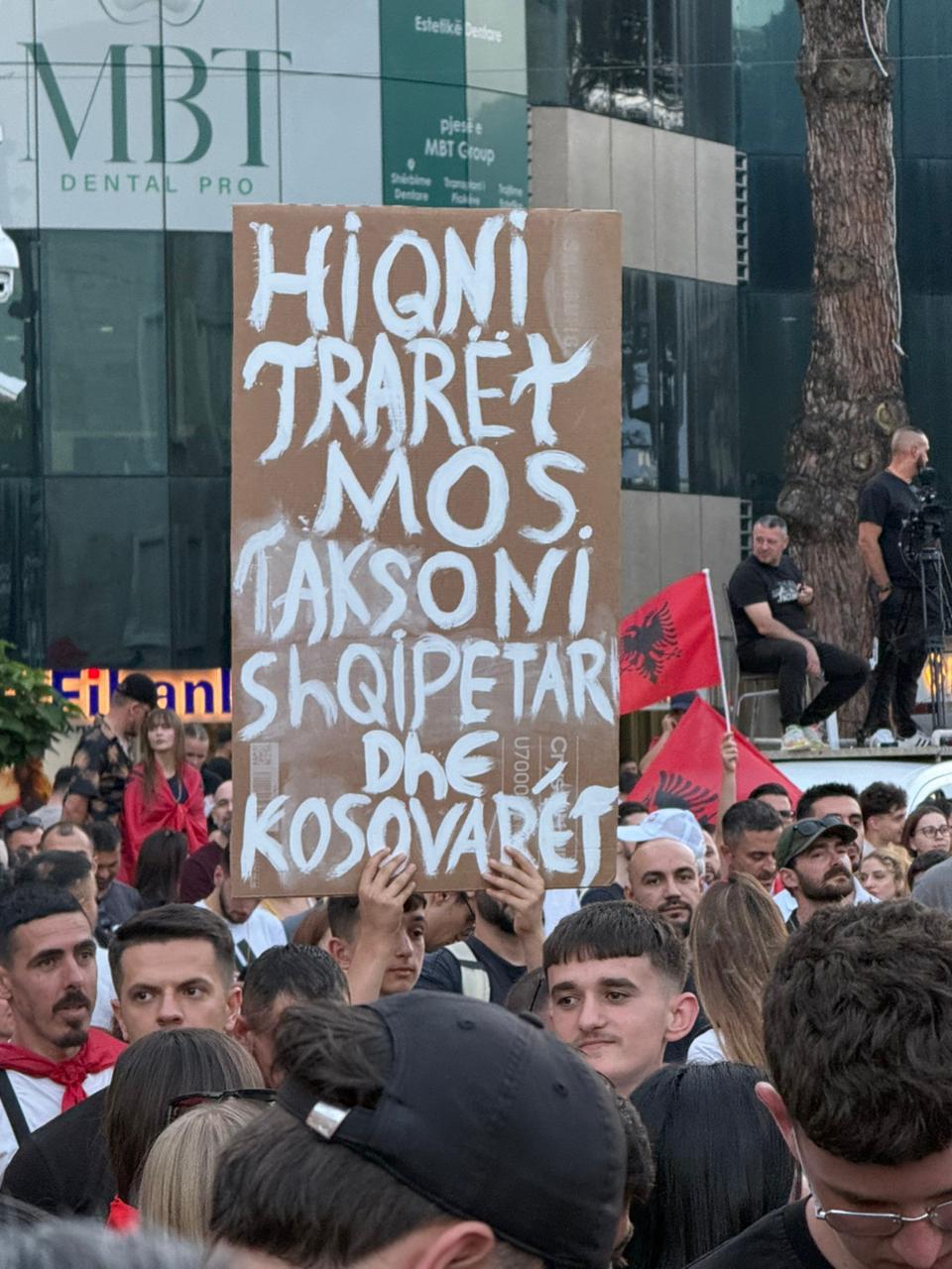Pankarta protesta e 18 (15)
