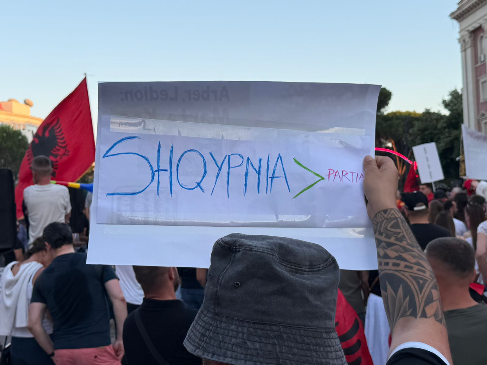 Pankarta protesta e 18 (6)