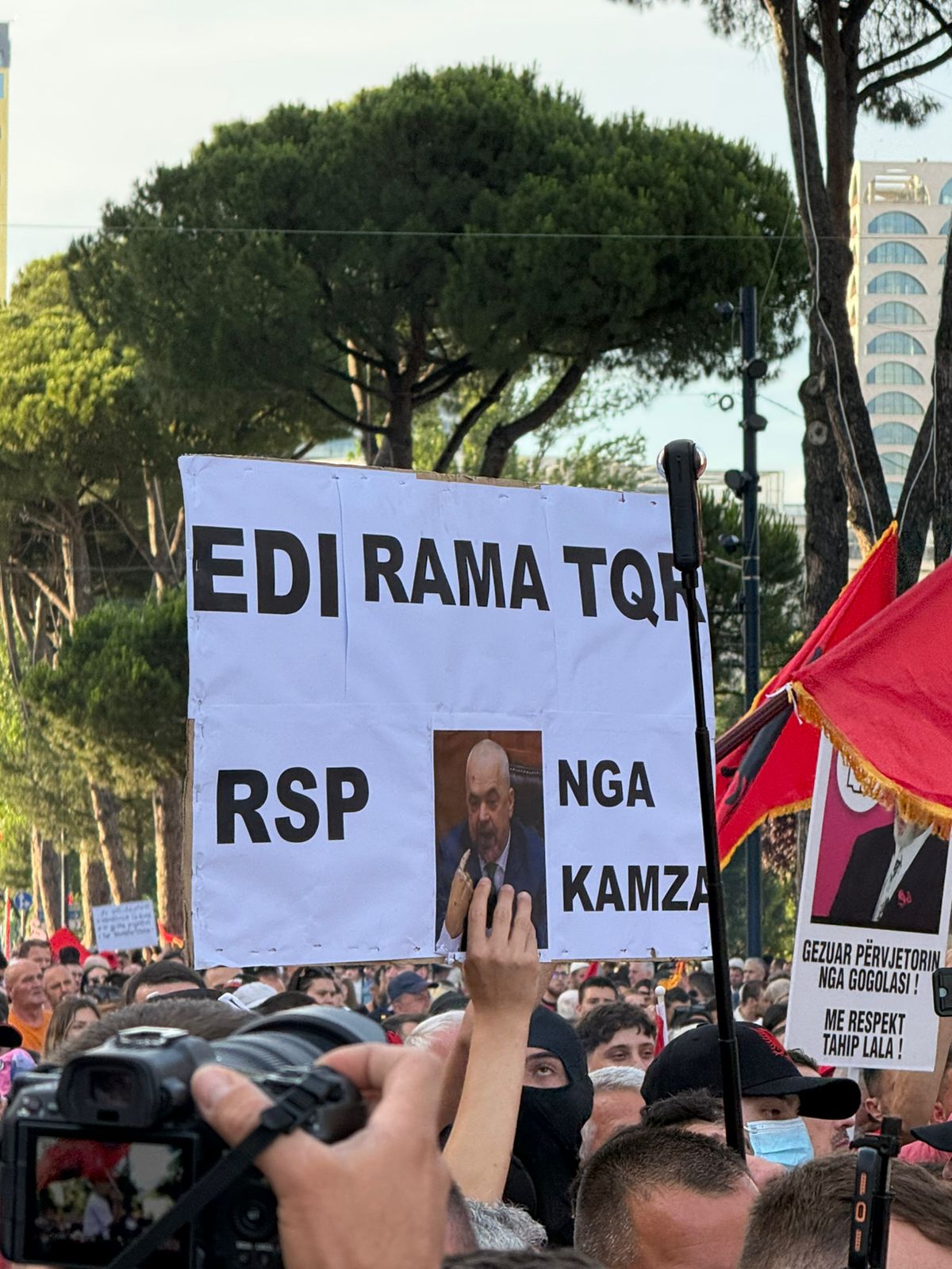 Protesta e 15-të pankarta (6)