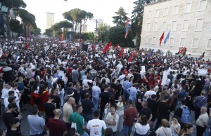 Protesta kunder projektit te zvernecit (4)