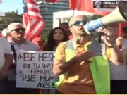 VIDEO/ “Jemi bërë frymëzim për të gjithë botën”- Mijëra protestues në shesh, aktivisti: Kërkesa jonë vetëm një, Rama jep dorëheqjen! Qetësia jonë i ka çmendur politikanët