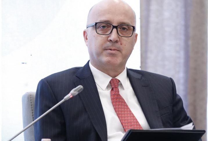 artur metani