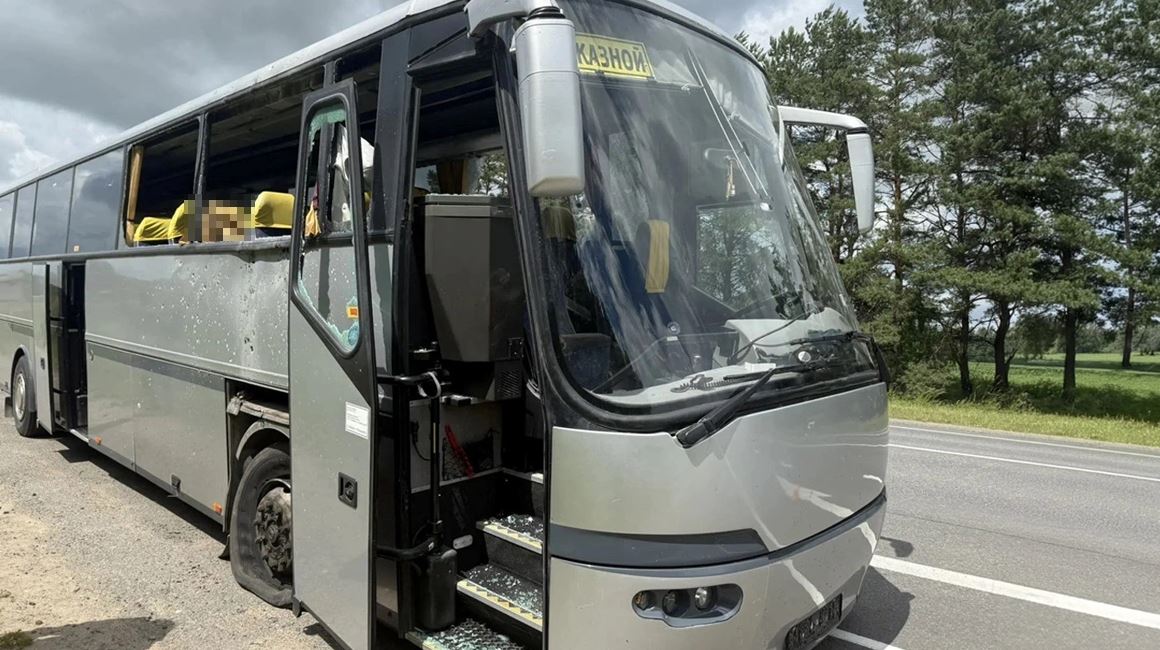 Rusia akuzon Ukrainën për bombardimin vdekjeprurës ndaj autobusit që transportonte nxënës shkolle në Bjellorusi  Kievi e mohon