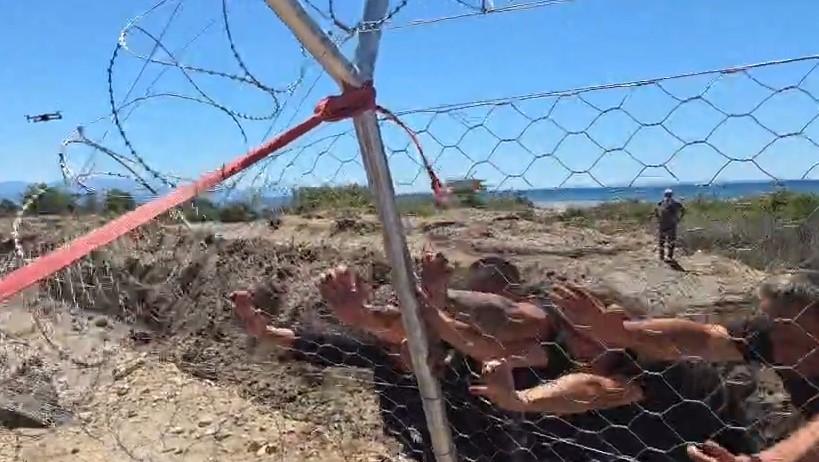 banorët e Rrjollit proteste gardhi tela me gjemba (8)