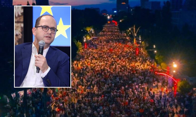 Protestat e dinjitetit   Ditmir Bushati akuza ndaj Ramës  Po luan me zjarrin duke injoruar zemërimin popullor  Talljet me qytetarët po vendosin në pikëpyetje të ardhmen e Shqipërisë  Në PS   