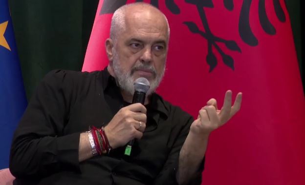 Projekt në ishullin e Sazanit   Rama  Ishulli nuk do të shitet sepse s kanë kërkuar ta blejnë  Do ketë tituj pronësie mbi ndërtesat që do ngrihen  por pasuria është e   