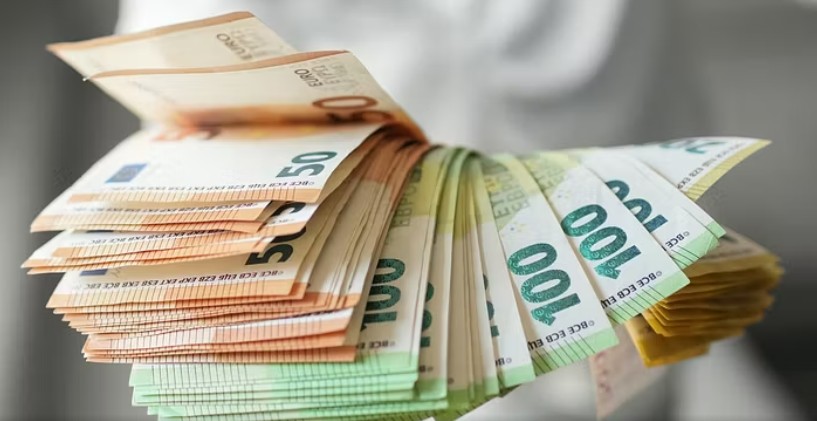 zbulohet-nje-banke-fantazme-ne-itali-qarkullonte-deri-ne-100-milione-euro-ne-vit-perdorej-edhe-nga-grupet-kriminale-shqiptare