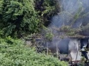 Tragjedi në Greqi, 3 motra dhe vëllai i tyre humbin jetën të djegur nga zjarri brenda një kontejneri! Dyshimet për ngjarjen e rëndë