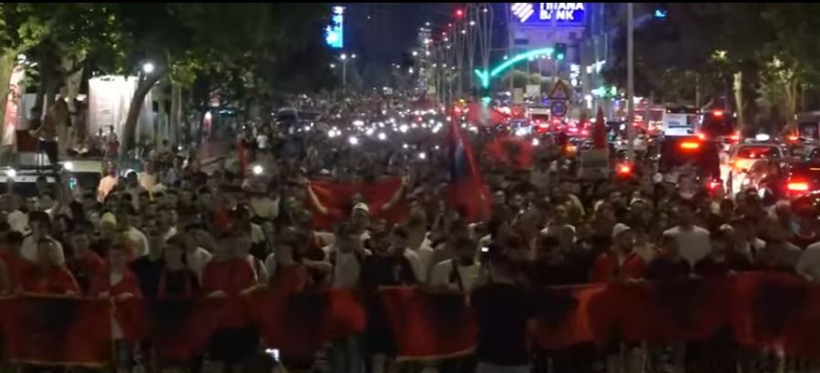 laprake protesta