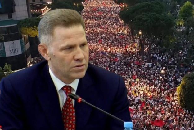 Ish deputeti i PS  Lavdërim Krrashi në mbështetje të protestave për largimin e Ramës  Frymëzuese  E ardhmja e një kombi varet nga vizioni i përbashkët i qytetarëve të vet