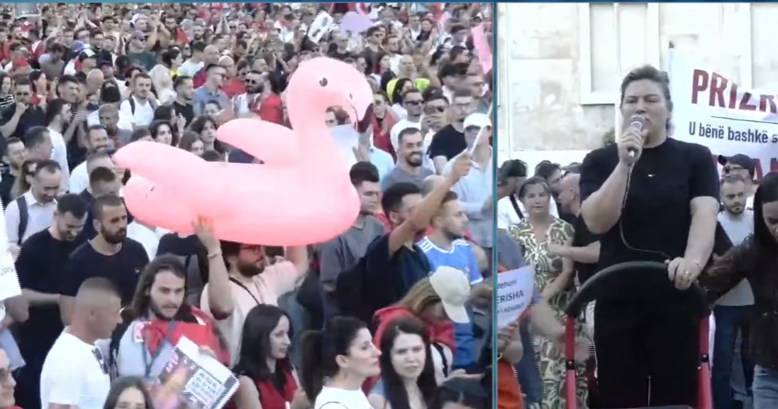  E çova në shkollë dhe nuk mu kthye më    Mesazhi prekës i nënës së Martin Canit  Kam 18 muaj që protestoj  Duam siguri e drejtësi  Poshtë Edi Rama dhe   