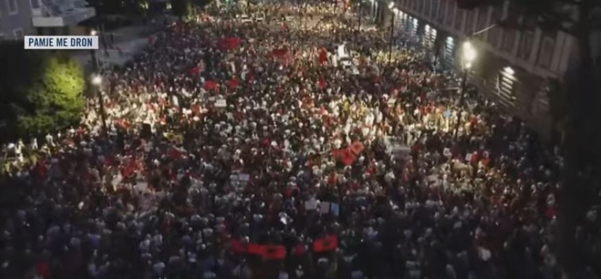 pamje dron protesta