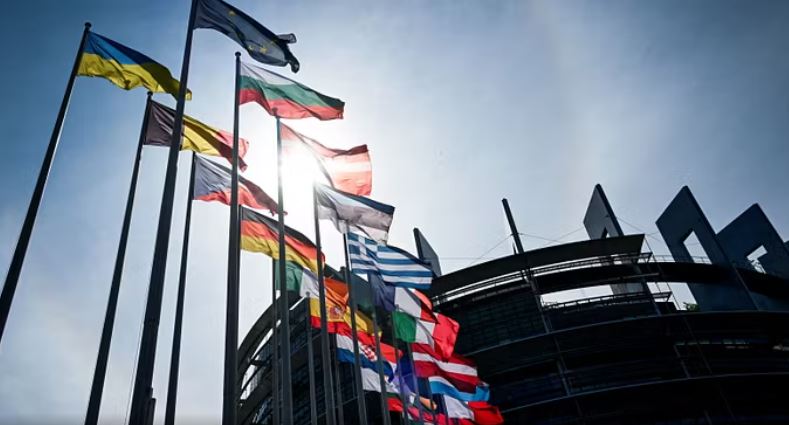parlamenti europian