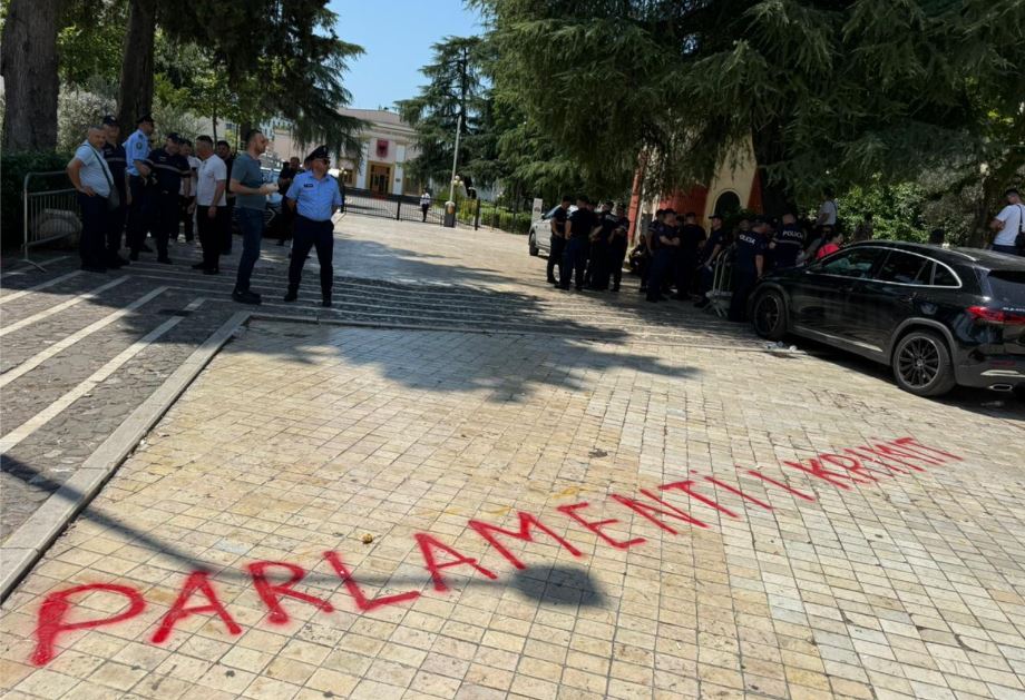 parlamenti i krimit1