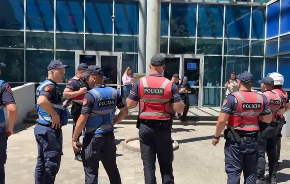 policia gjkko