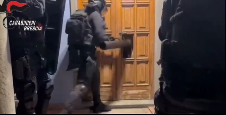 policia operacion itali