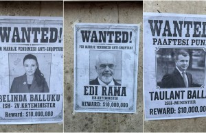 protesta balluku pankarta balla edi rama