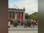 FOTO+VIDEO- “Rama ik, ju erdhi fundi”- Emigrantët shqiptarë mbushin rrugët në Berlin, kërkojnë largimin e kryeministrit