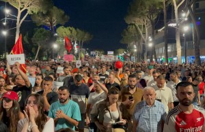 protesta e 28 pankartat (7)