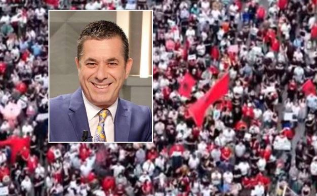 Mijëra qytetarë në shesh  Lorenc Vangjeli  Rama duhet të llogarisë lodhjen nga pushteti  s ka mbështetjen e ish miqve me të cilët fitoi në 2013  I rrethuar vetëm nga nëpunës që   