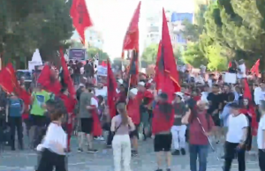 protesta ne tirane zberneci