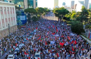 protesta ne tirane zverneci (2)