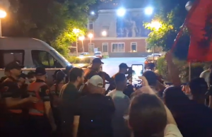 protesta per zvernecin selia e pd
