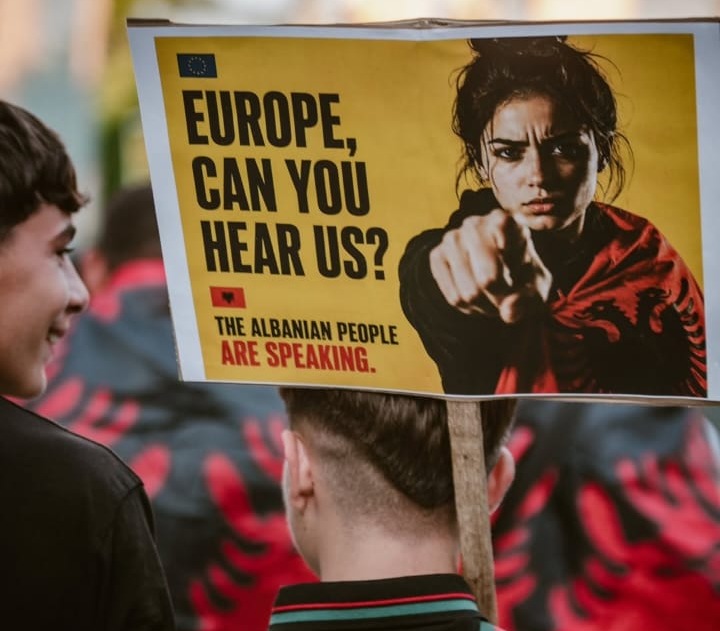 protesta rama ciao bella ciao (3)