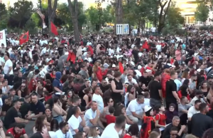 protesta tirane