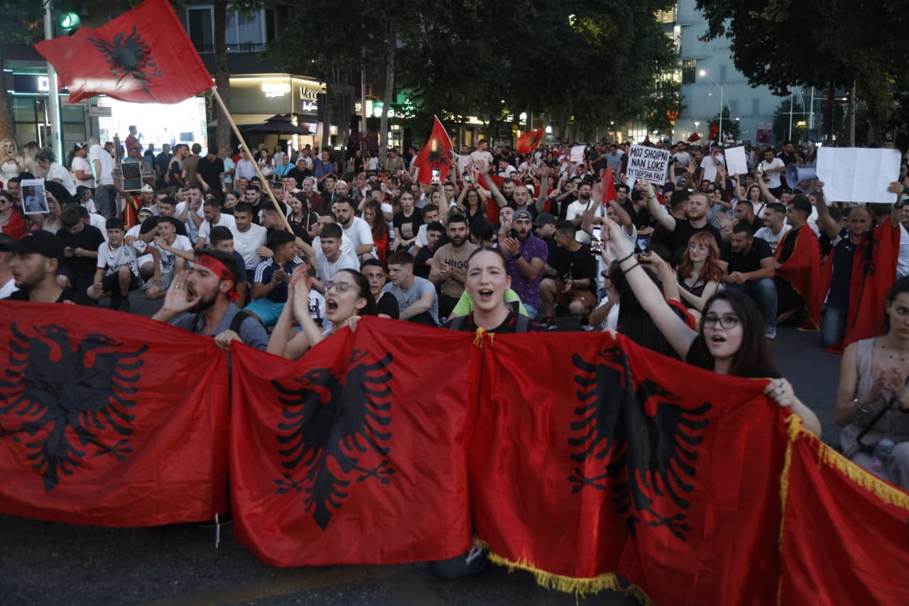 protesta tirane dita e 9, 8 qershor (1)