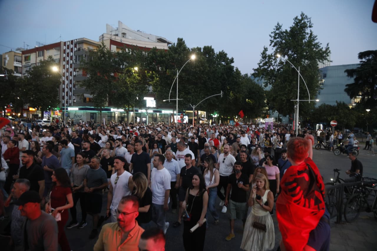 protesta tirane dita e 9, 8 qershor (4)