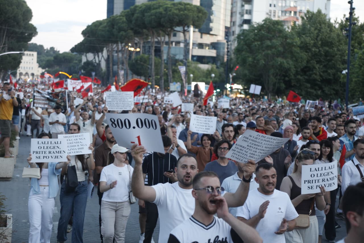 VIDEO+FOTO/ Protesta e 9-të për dorëheqjen e Kryem