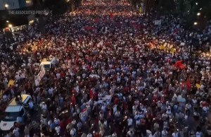 protesta tirane mediat e huaja