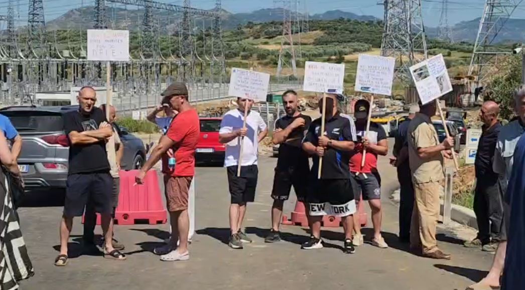 protesta2 elbasan