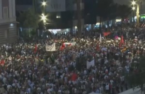 protestaa