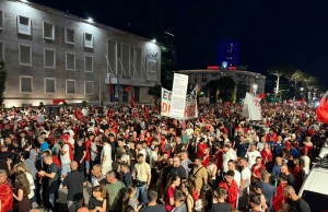 proteste 77