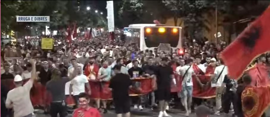 rruga dibres proteste