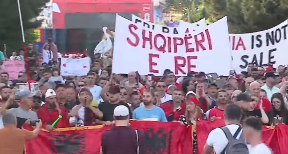 shqiperi e re proteste