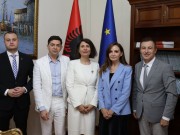 “Protestat pasqyrojnë pakënaqësinë ndaj sistemit”- Tabaku takon raporterin për Shqipërinë Kovatchev: Qytetarët kërkojnë ndryshimin! Integrim në BE do të thotë standarde evropiane